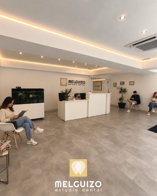 Tu visita empieza mucho antes de sentarte en el sillón. 

Por eso cuidamos cada detalle para que, desde que cruzas la puerta, encuentres un espacio tranquilo, acogedor y preparado para recibirte.

Porque sentirse cómodo también forma parte de una buena experiencia dental.

Te esperamos en Melguizo Estudio Dental.

#MelguizoEstudioDental #ClínicaDental #DentistaAlcaláDeHenares #SaludDental #CuidamosDeTi